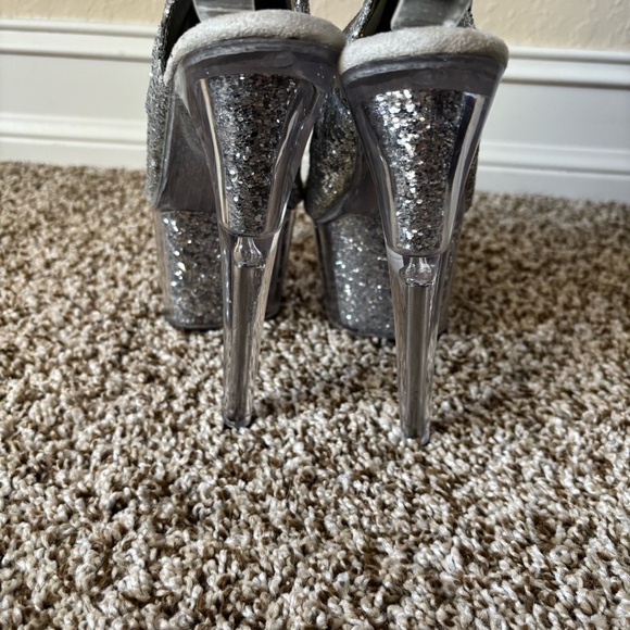 Pleaser | Women's Adore 1018G Silver Glitter Platform 7" Heels Size 8 - Picture 8 of 14